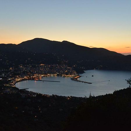 Villa Kalypso And Villa Kirki Skopelos Dış mekan fotoğraf